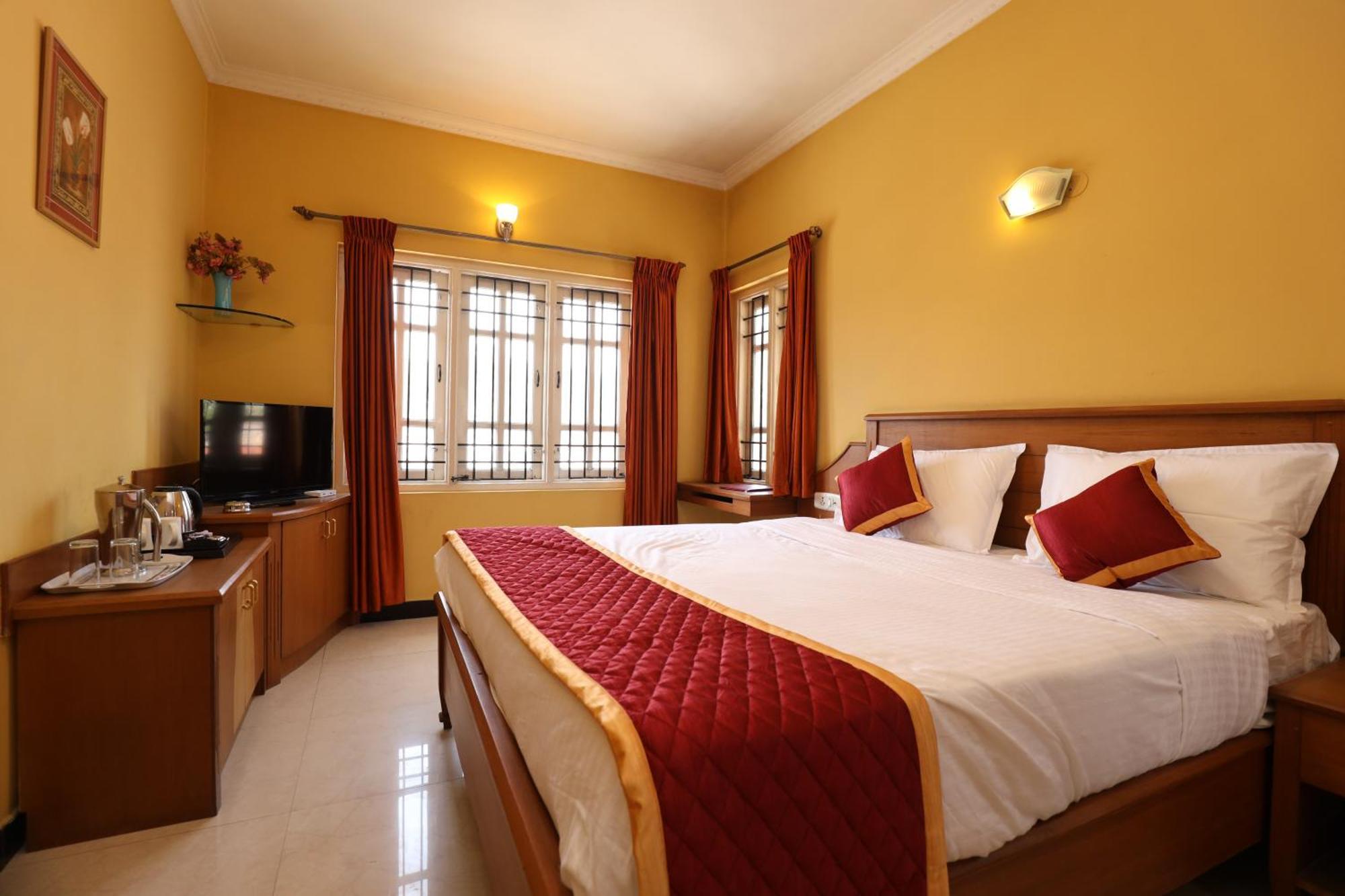 Hotel Silver Oak Ooty Eksteriør billede